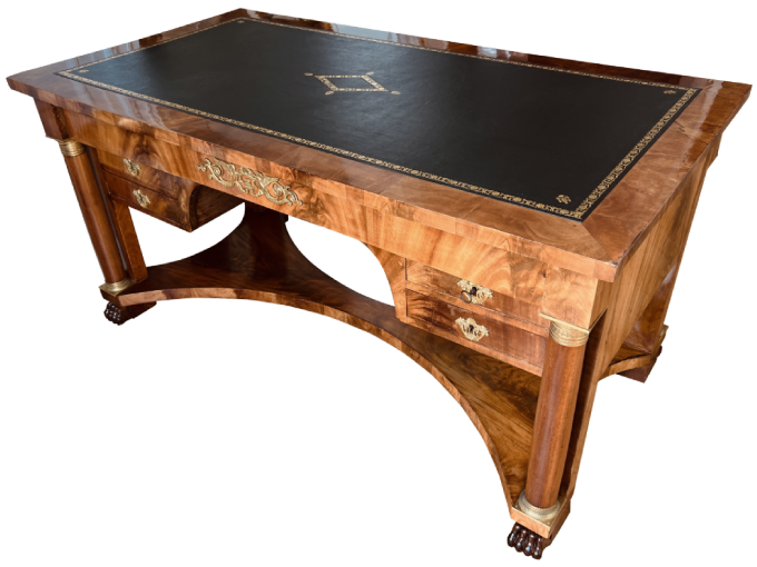 Après restauration. Bureau d'époque Empire Après restauration. Bureau d'époque Empire
