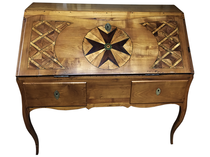 Après restauration. Bureau Louis XV Après restauration. Bureau Louis XV