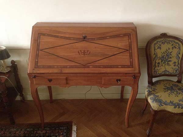 Après restauration. Bureau Louis XV Après restauration. Bureau Louis XV