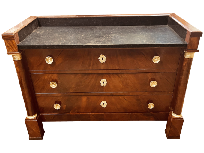 Après restauration. Commode d'époque Empire Après restauration. Commode d'époque Empire