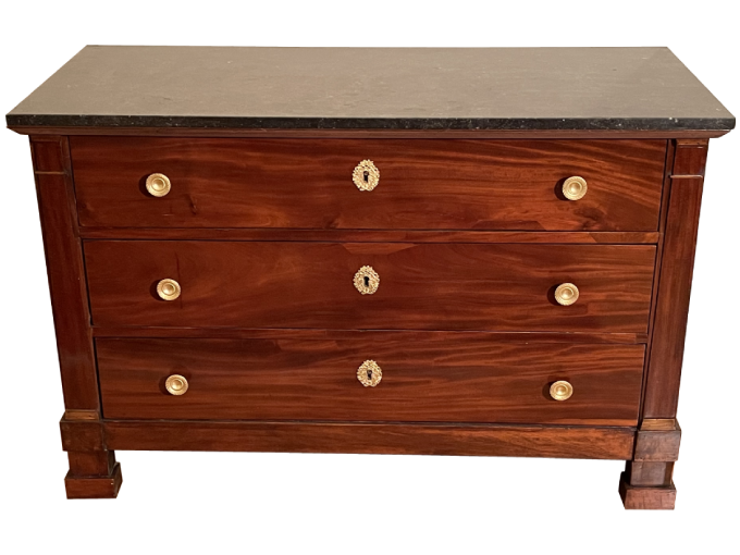 Après restauration. Commode d'époque Empire Après restauration. Commode d'époque Empire