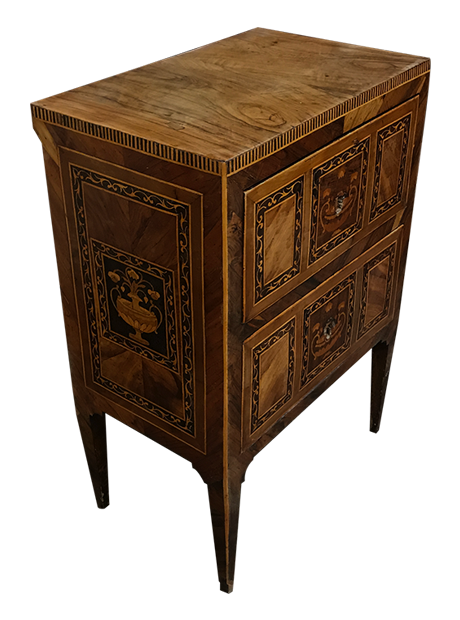 Avant restauration. Commode Italiènne d'époque Louis XVI Avant restauration. Commode Italiènne d'époque Louis XVI