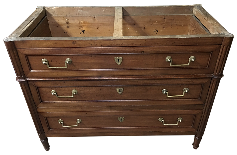 Après restauration. Commode Louis XVI Après restauration. Commode Louis XVI