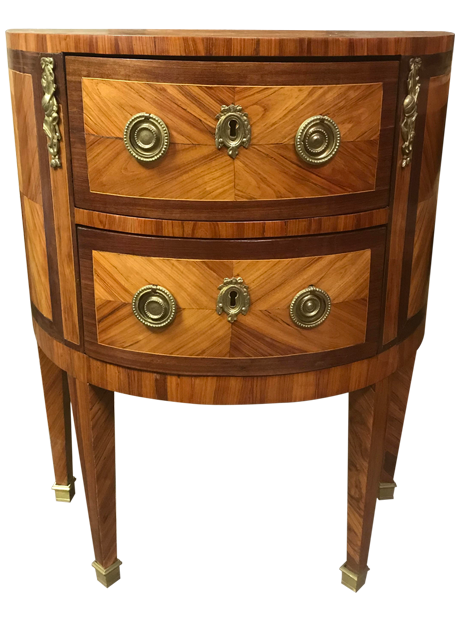 Après restauration. Commode d'époque Louis XVI Après restauration. Commode d'époque Louis XVI