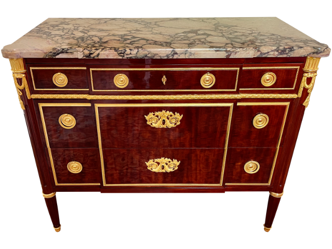 Après restauration. Commode Louis XVI Après restauration. Commode Louis XVI